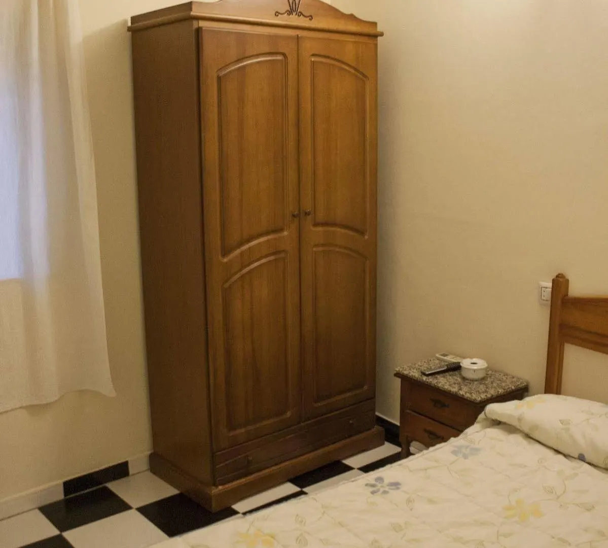 Hostal El Emigrante Dos Hermanas