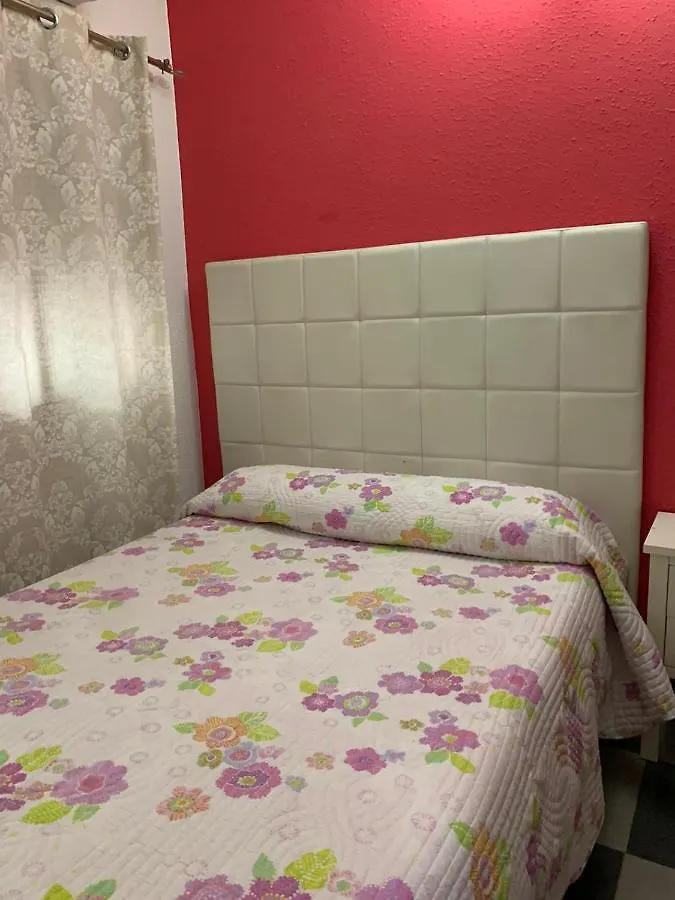 Hostal El Emigrante Dos Hermanas Guest house