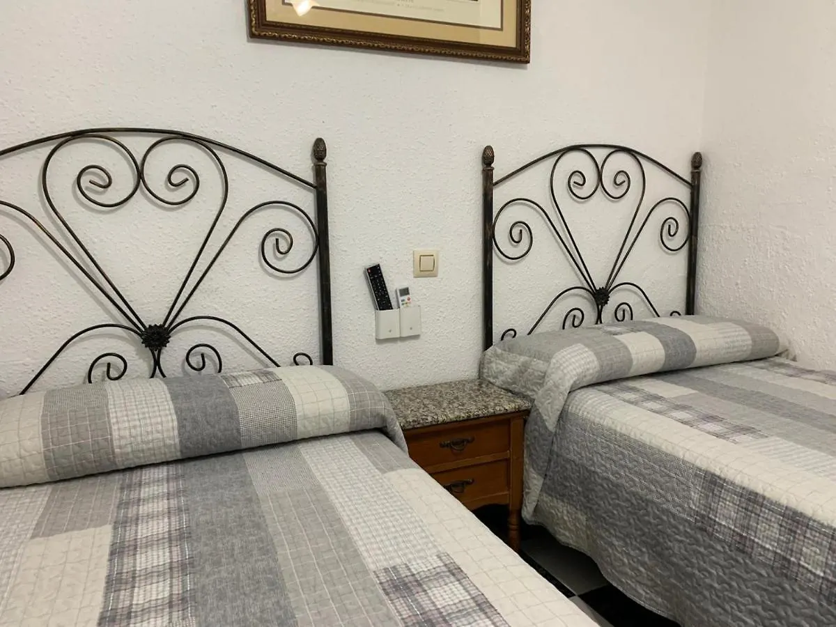 Guest house Hostal El Emigrante Dos Hermanas